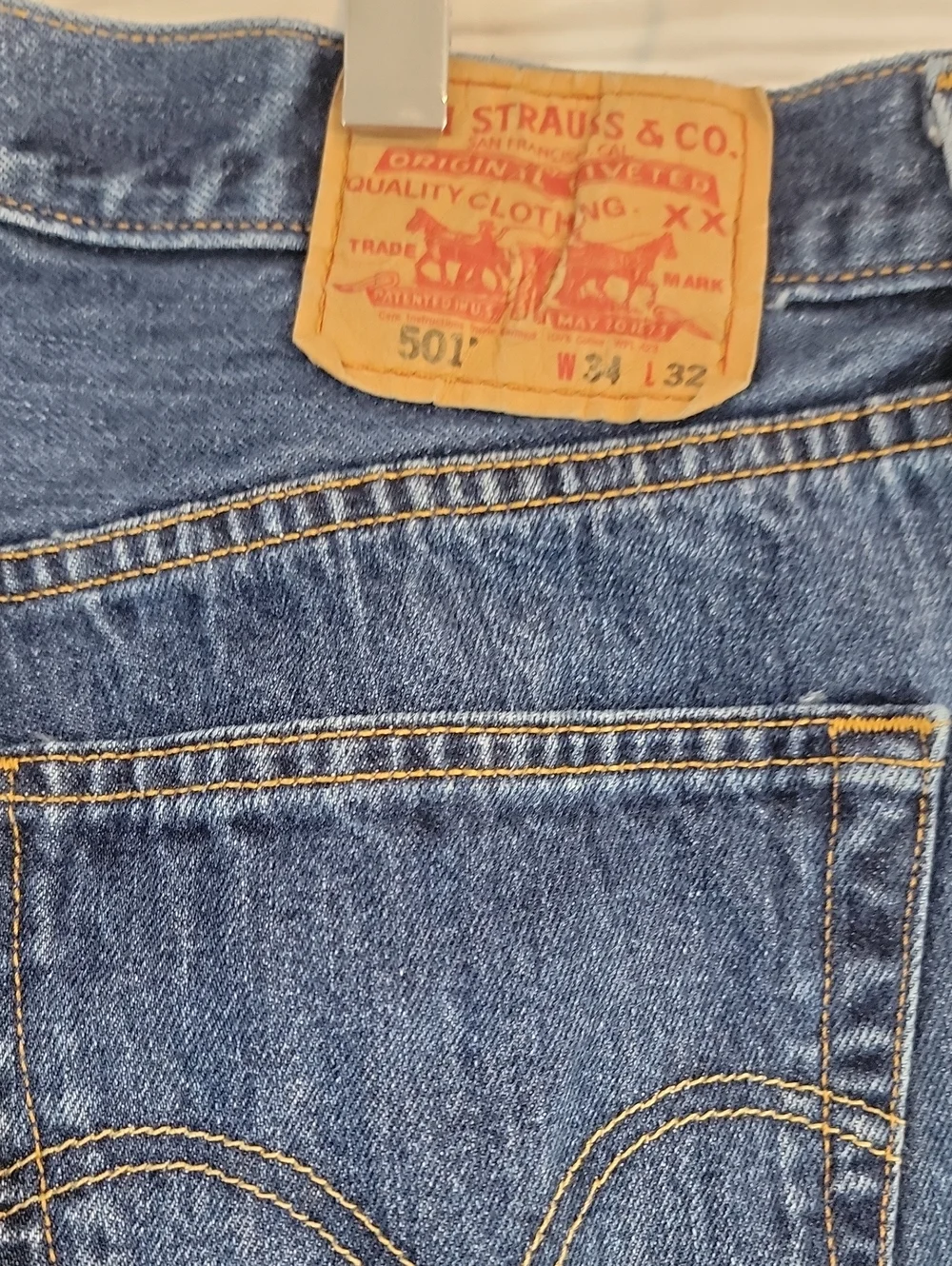 Levi's 501 Button Fly Straight-Leg Blue Denim Jeans Mens Size 34